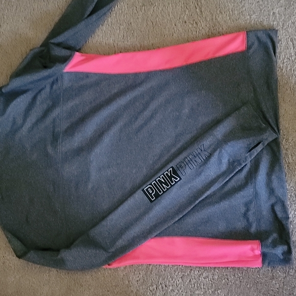 4 Pink Tops - Picture 3 of 15